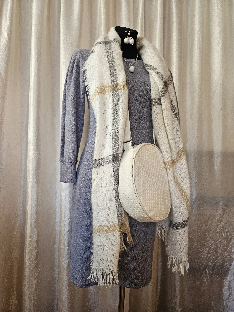 Šaty s širšími rukávy, pletenina