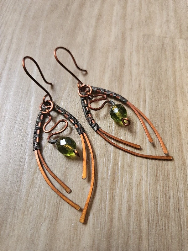 Náušnice, drátované měděné