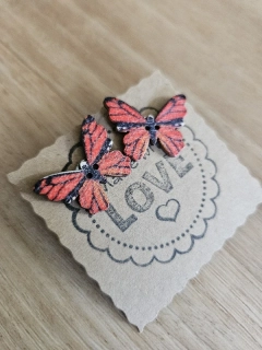 Náušnice dřevěné,  knoflíkové, motýlci 